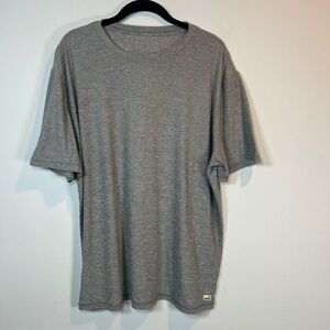 Vuori Strato Tech Short Sleeve T-Shirt Heather Gray Lightweight Crew Neck Men XL